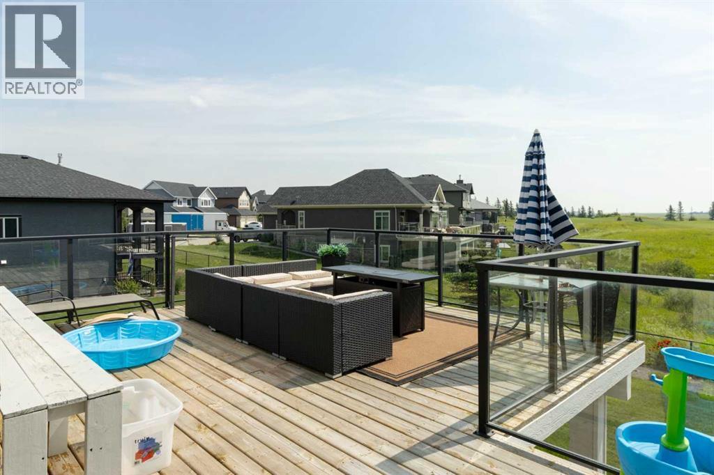 11 Muirfield Close, Lyalta, AB - Outdoor With Deck Patio Veranda