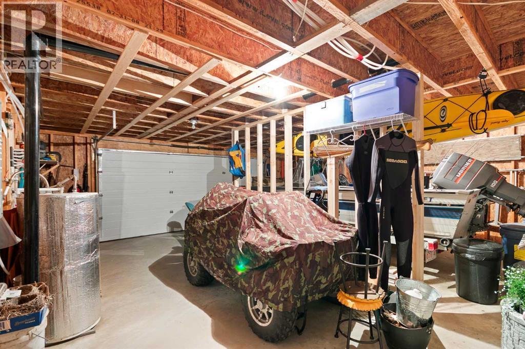 117 Kenderline Boulevard, Livelong, SK - Indoor Photo Showing Garage