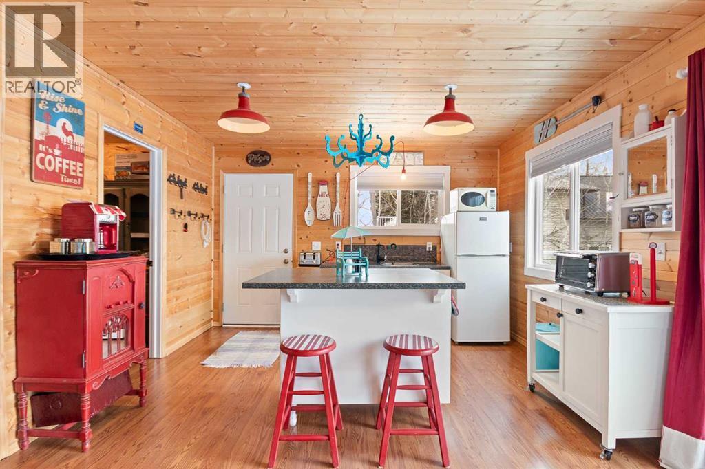 117 Kenderline Boulevard, Livelong, SK - Indoor Photo Showing Kitchen