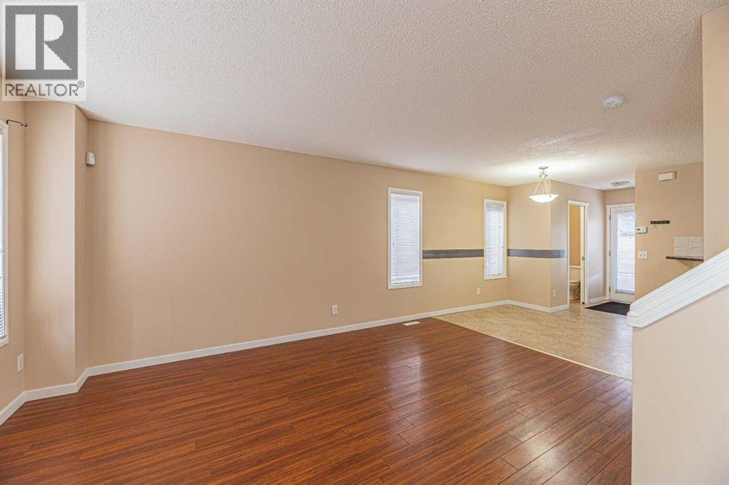 427 Saddlebrook Way Ne, Calgary, AB - Indoor Photo Showing Other Room
