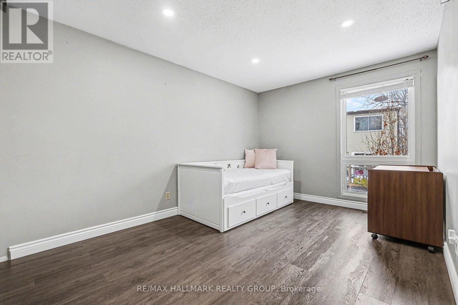 Bedroom #2 - 808 Torsa Court, Ottawa, ON - Indoor