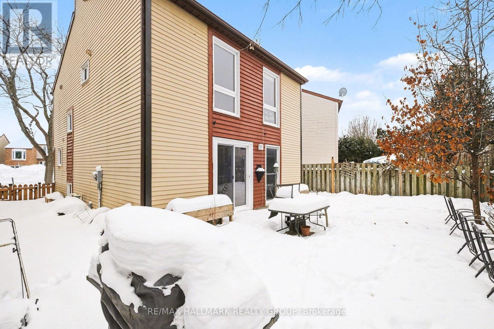 808 Torsa Court, Ottawa, ON - Outdoor