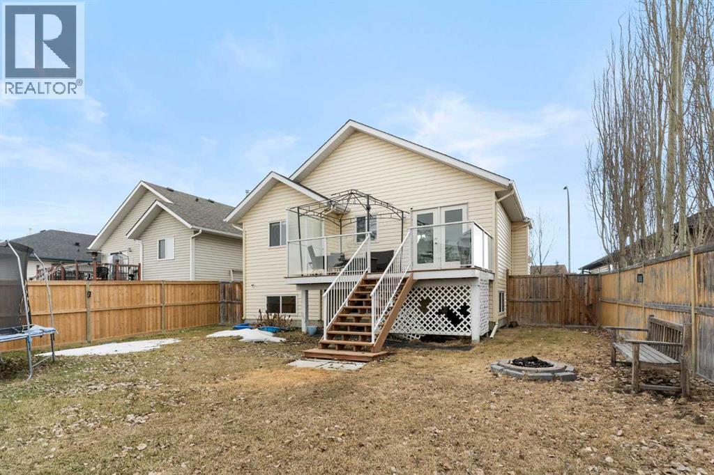 20 Willow Brook Crescent Nw, Airdrie, AB - Outdoor
