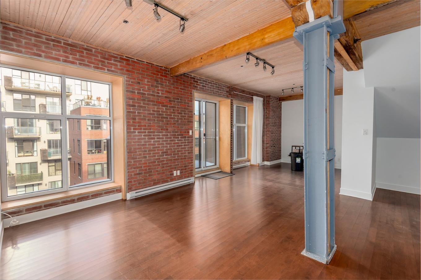 Overall view - Ph402-373 Rue Des Seigneurs, Montréal (Le Sud-Ouest), QC - Indoor Photo Showing Other Room