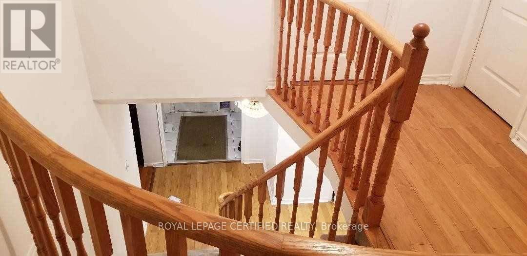 1406 Emerson Lane, Mississauga, ON - Indoor Photo Showing Other Room