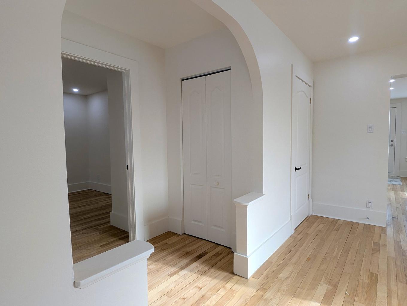 Hall - 454 Rue Papineau, Sherbrooke (Fleurimont), QC - Indoor Photo Showing Other Room