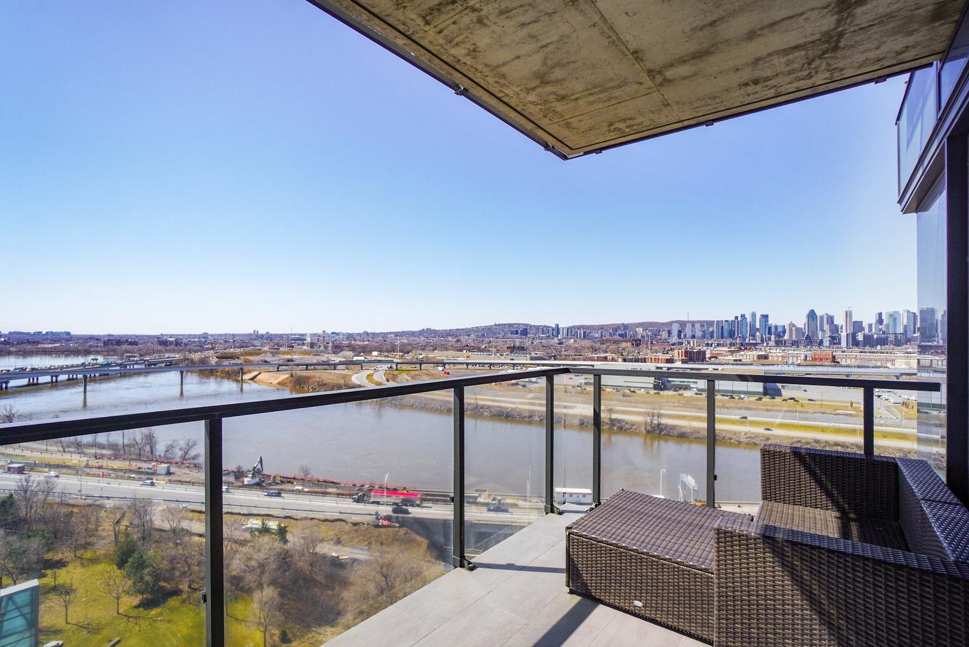 Balcon - 1805-101 Rue De La Rotonde, Montréal (Verdun/Île-Des-Soeurs), QC - Outdoor With Body Of Water With View