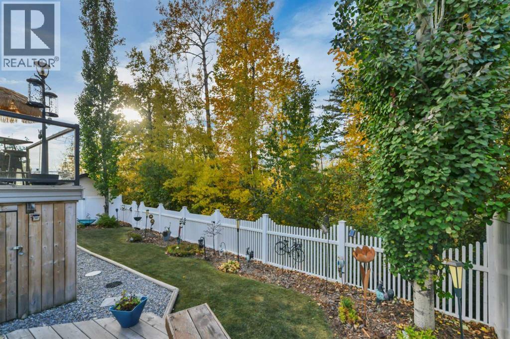 VIEW SOUTH WEST - 232 Wiley Crescent, Red Deer, AB - Outdoor With Deck Patio Veranda