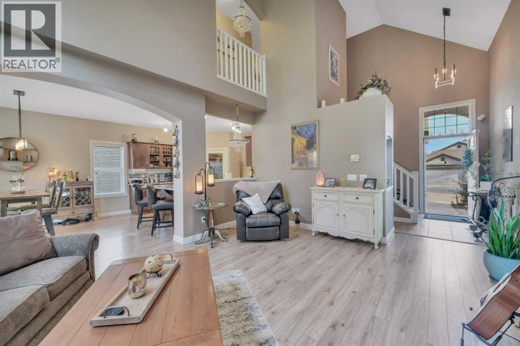 232 Wiley Crescent, Red Deer, AB - Indoor Photo Showing Living Room