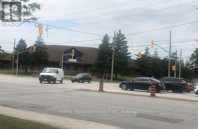 2100 Dundas Street E, Mississauga, ON