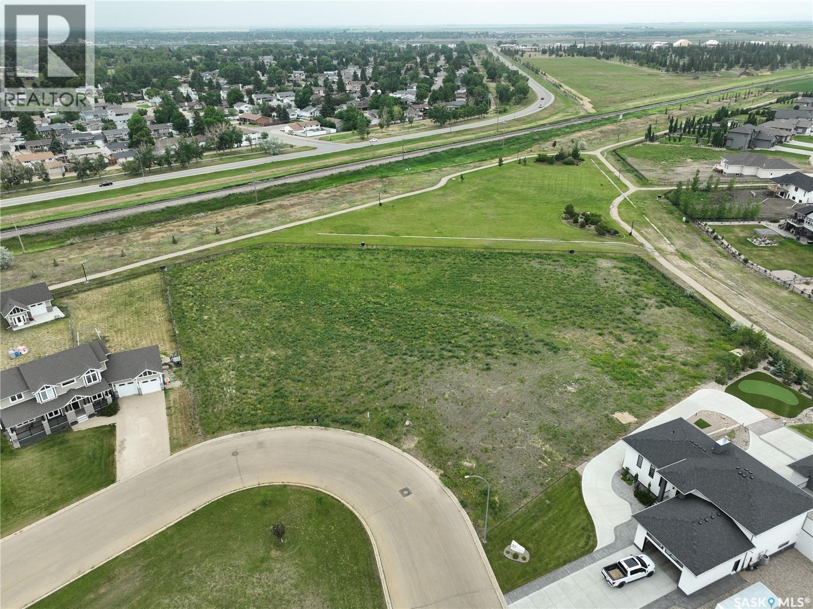 15 Iron Bridge Terrace, Moose Jaw, SK