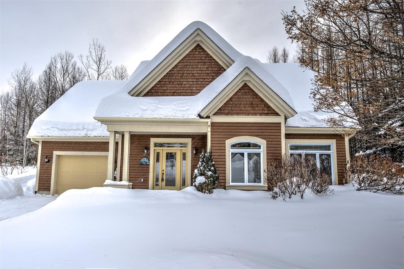 Frontage - 312 Ch. Du Mont-Loup-Garou, Sainte-Adèle, QC - Outdoor With Facade