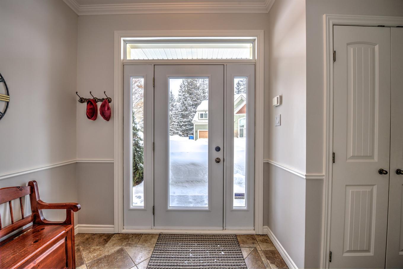 Hall - 312 Ch. Du Mont-Loup-Garou, Sainte-Adèle, QC - Indoor Photo Showing Other Room