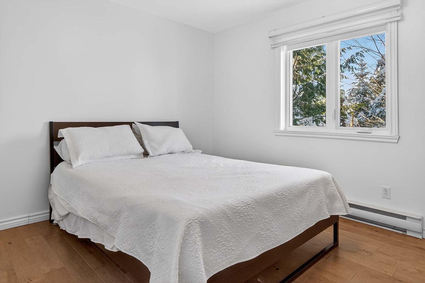 Chambre à coucher - 780 Ch. De La Presqu'Île, Rivière-Rouge, QC - Indoor Photo Showing Bedroom
