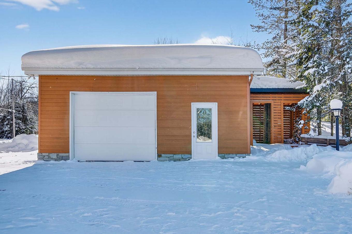 Garage - 780 Ch. De La Presqu'Île, Rivière-Rouge, QC - Outdoor With Exterior