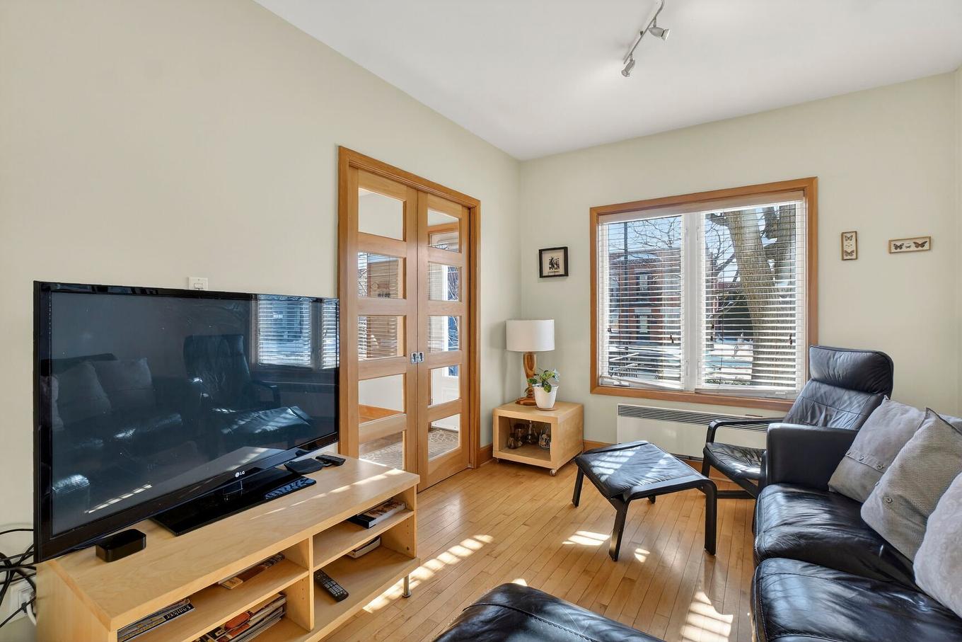 Salon - 229 8E Avenue, Montréal (Lasalle), QC - Indoor Photo Showing Living Room