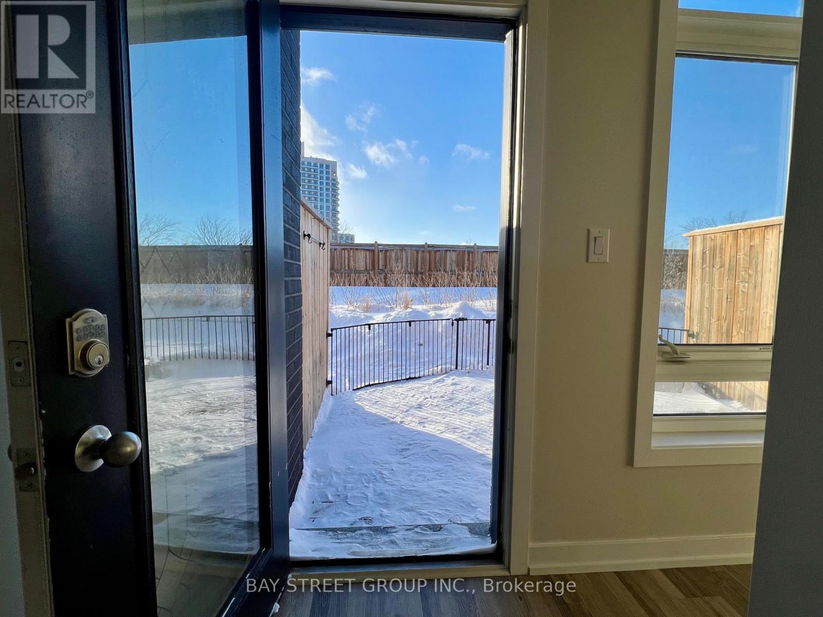 13 - 370 Red Maple Road, Richmond Hill, ON - Indoor Photo Showing Other Room