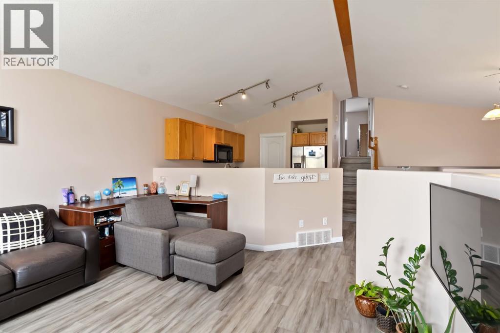 228 Paris Crescent, Fort Mcmurray, AB - Indoor