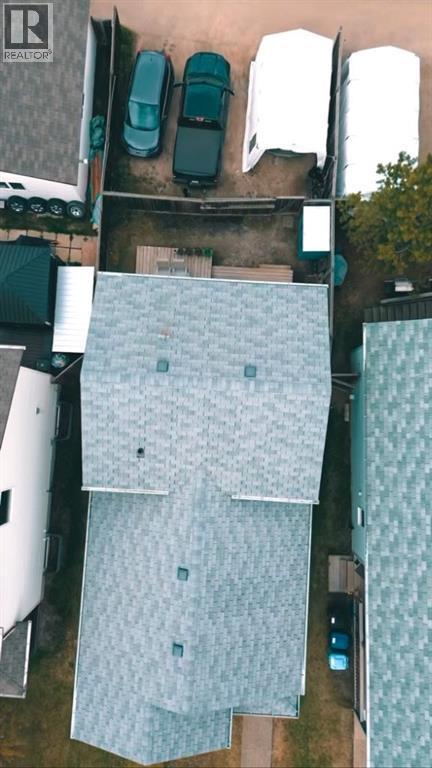 228 Paris Crescent, Fort Mcmurray, AB - Outdoor