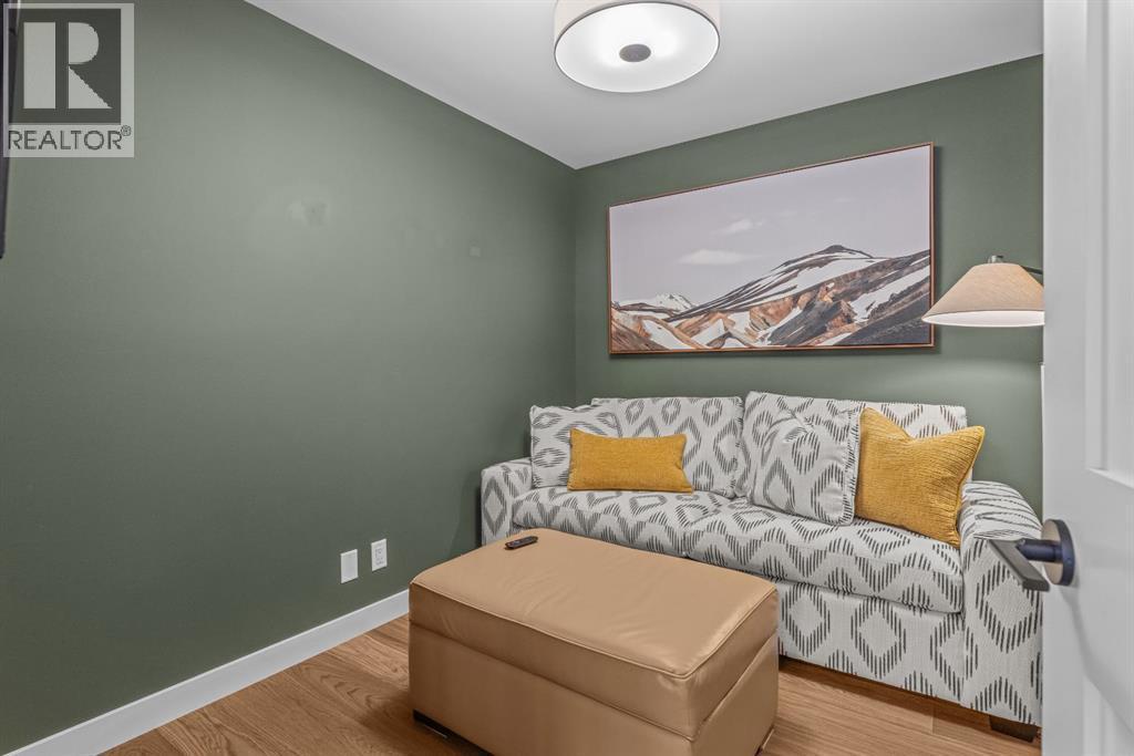 Bedroom #4 - 313, 1408 Spring Creek Gate, Canmore, AB - Indoor