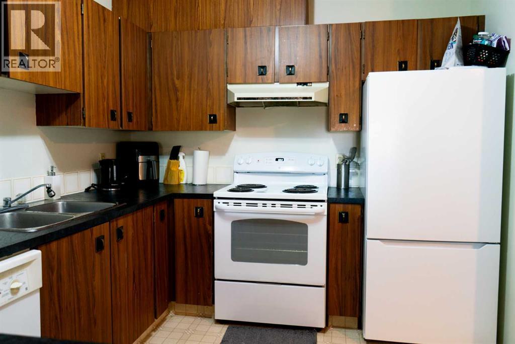 35, 75 Temple Boulevard W, Lethbridge, AB