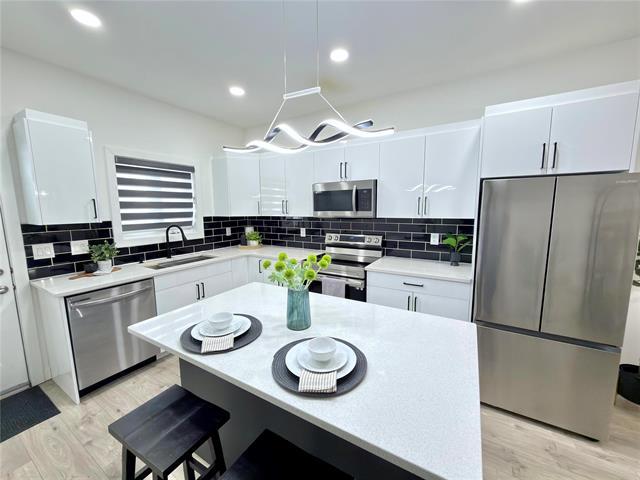 693 Munroe Ave, Winnipeg, MB