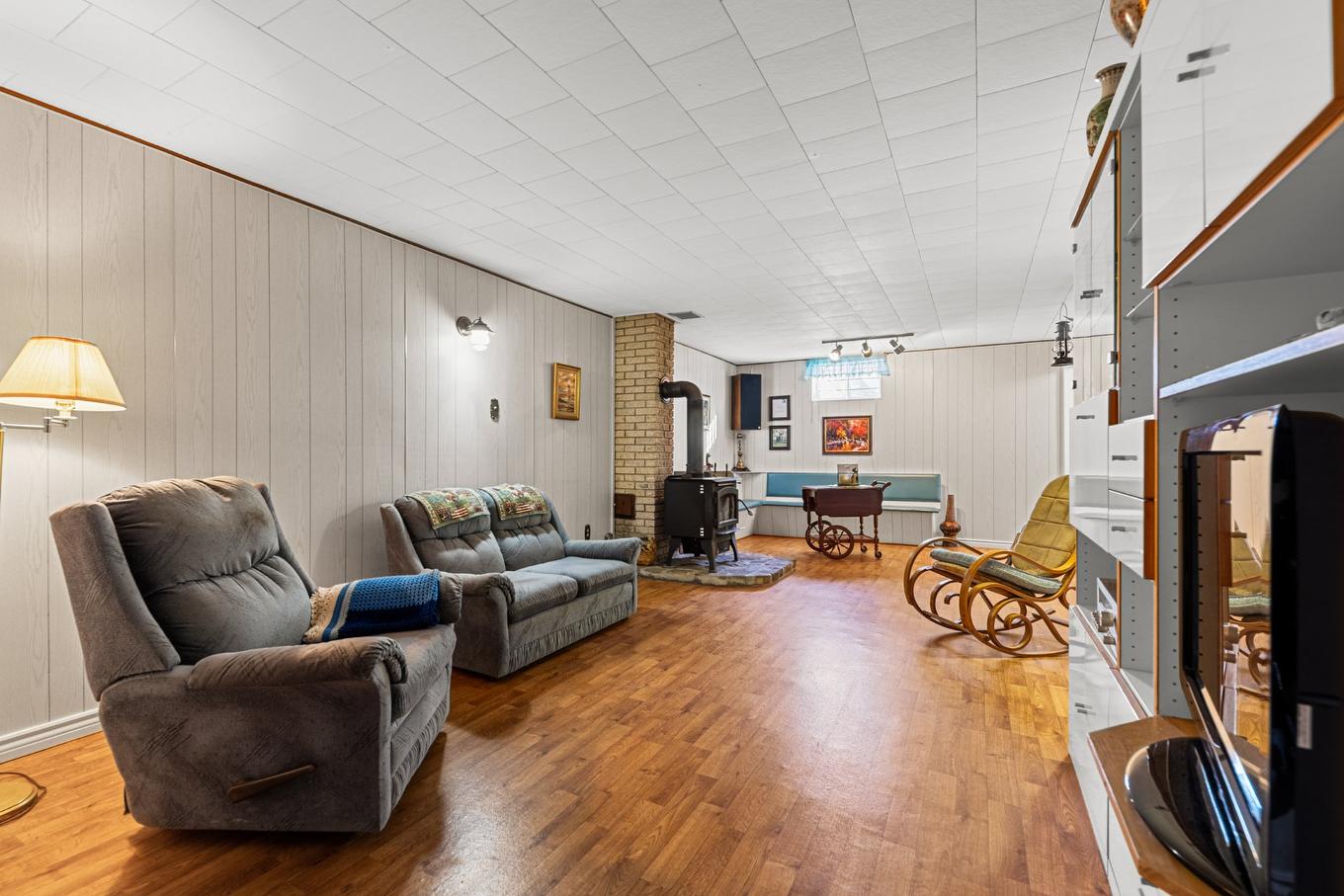 Family room - 415 7E Avenue, Saint-Jean-Sur-Richelieu, QC - Indoor