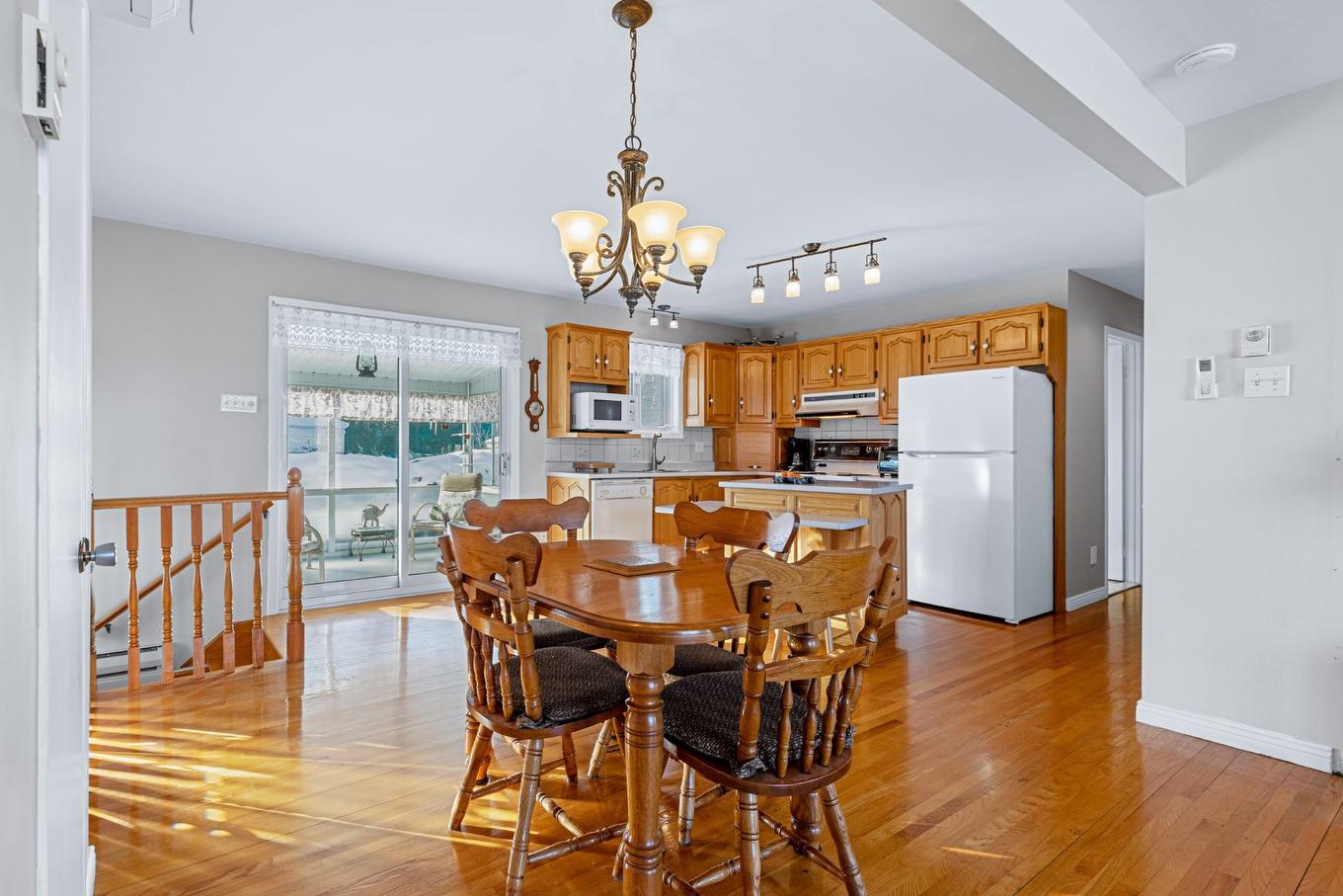 Dining room - 415 7E Avenue, Saint-Jean-Sur-Richelieu, QC - Indoor