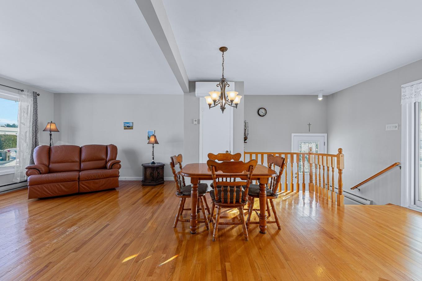 Overall view - 415 7E Avenue, Saint-Jean-Sur-Richelieu, QC - Indoor