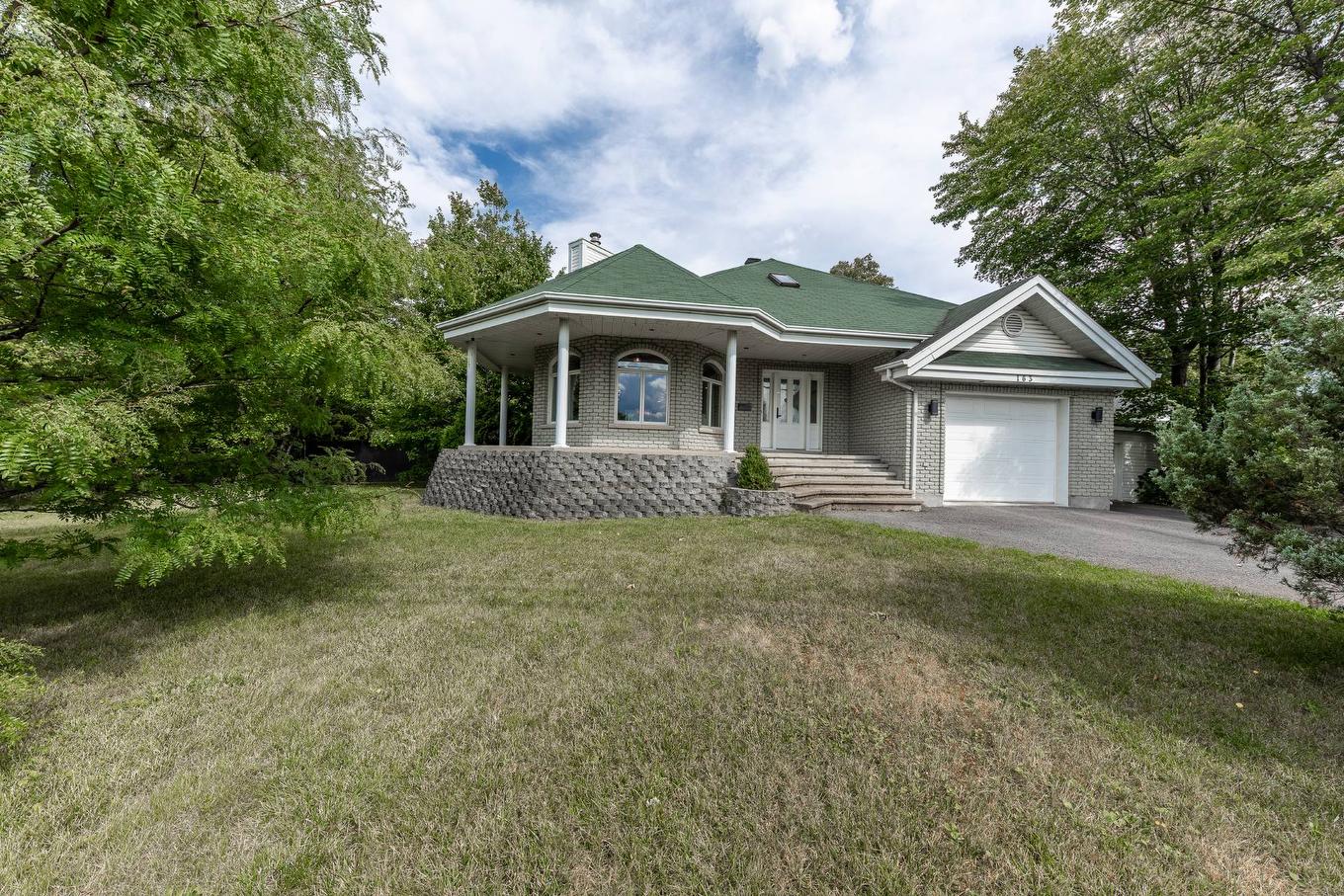 Façade - 163 Av. Du Parc, Saint-Jean-Sur-Richelieu, QC - Outdoor With Deck Patio Veranda With Facade