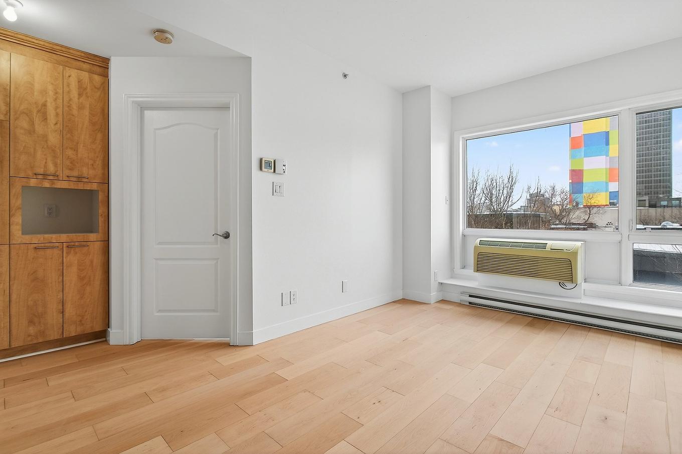 Vue d'ensemble - 411-825 Boul. René-Lévesque E., Montréal (Ville-Marie), QC - Indoor Photo Showing Other Room