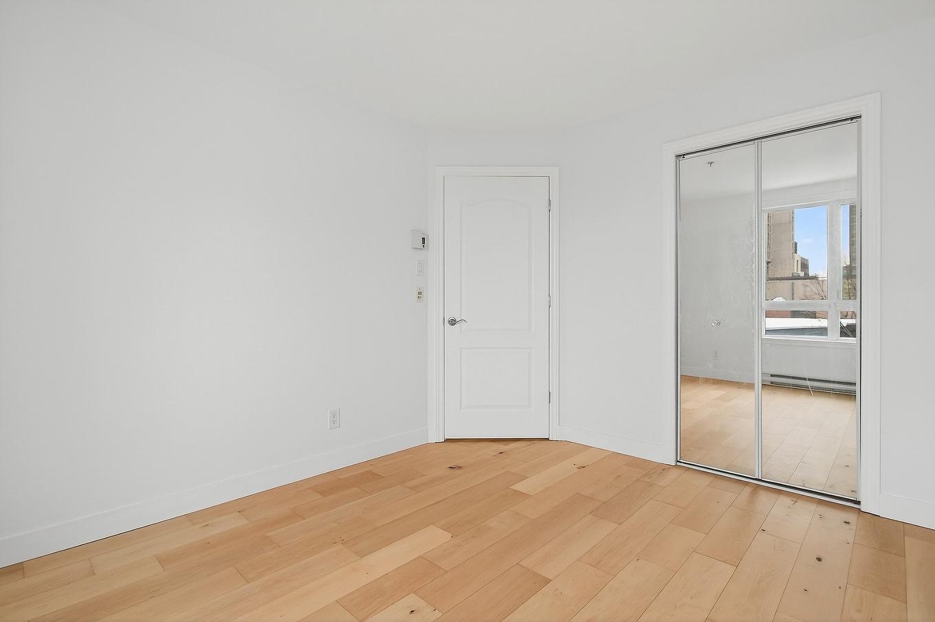 Chambre à coucher - 411-825 Boul. René-Lévesque E., Montréal (Ville-Marie), QC - Indoor Photo Showing Other Room