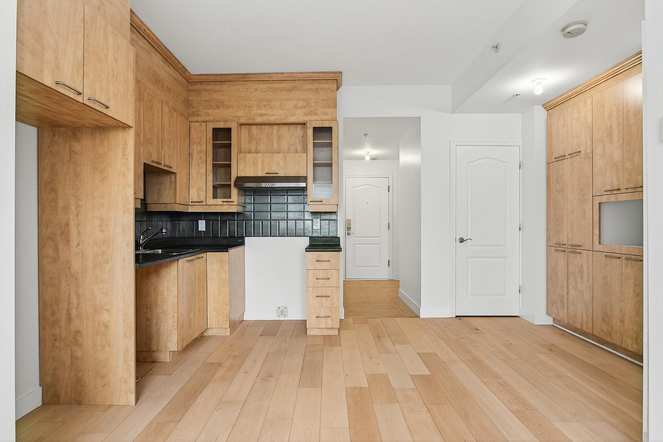 Cuisine - 411-825 Boul. René-Lévesque E., Montréal (Ville-Marie), QC - Indoor Photo Showing Kitchen