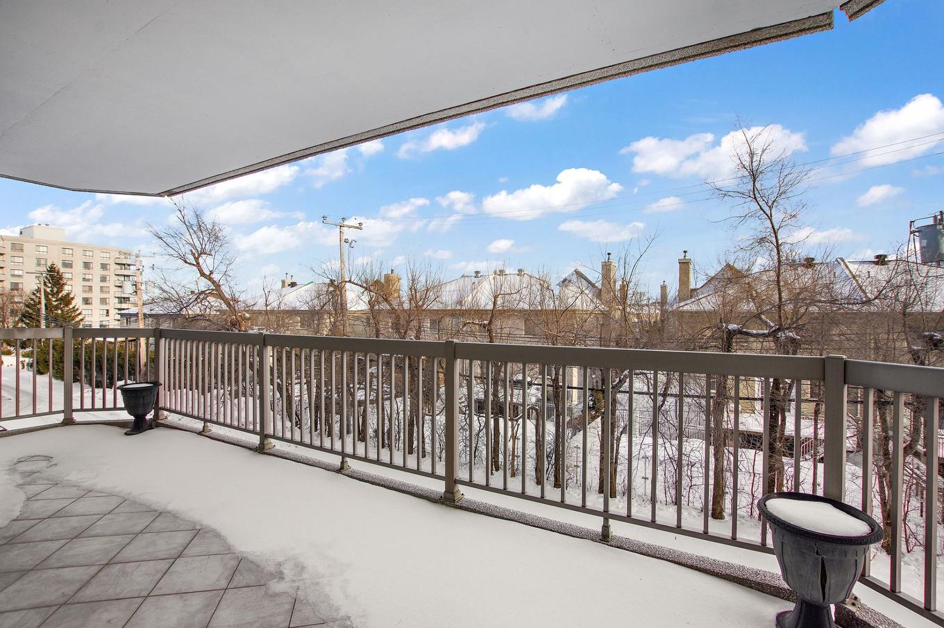 Balcony - 301-2900 Boul. De La Côte-Vertu, Montréal (Saint-Laurent), QC - Outdoor With Balcony With Exterior