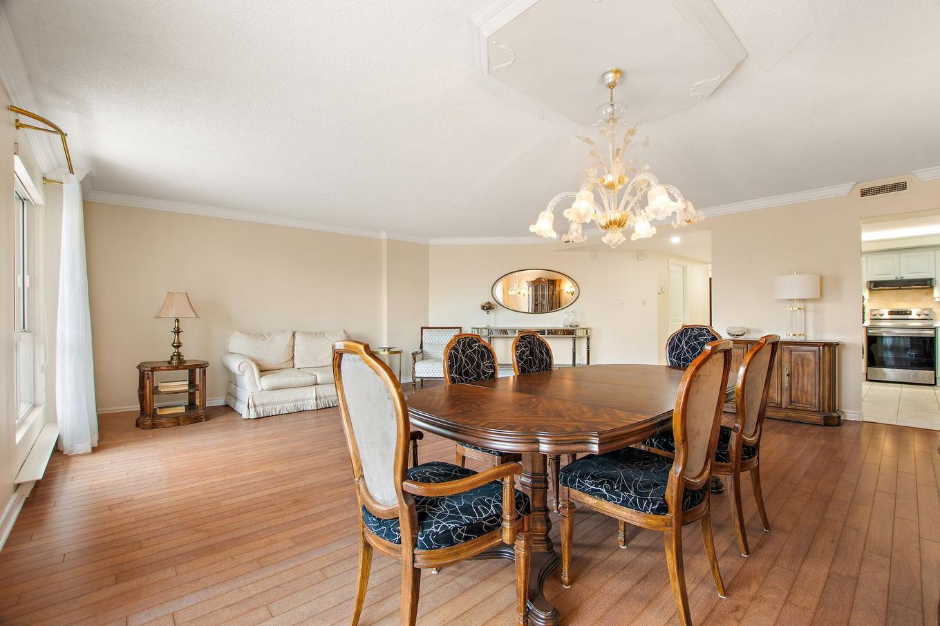 Dining room - 301-2900 Boul. De La Côte-Vertu, Montréal (Saint-Laurent), QC - Indoor Photo Showing Dining Room