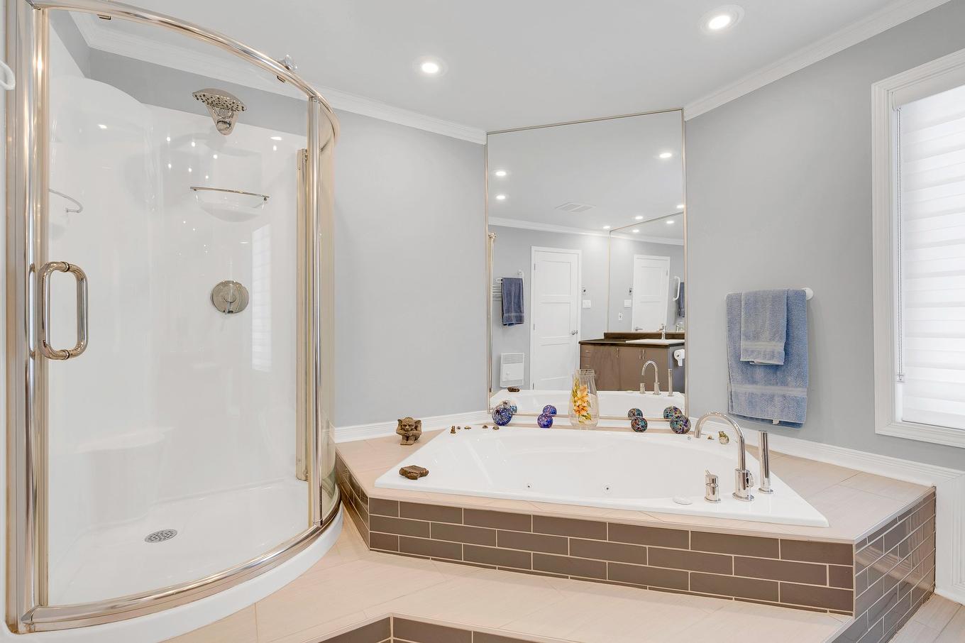 Bathroom - 1515 Rue Ferland, Prévost, QC - Indoor Photo Showing Bathroom