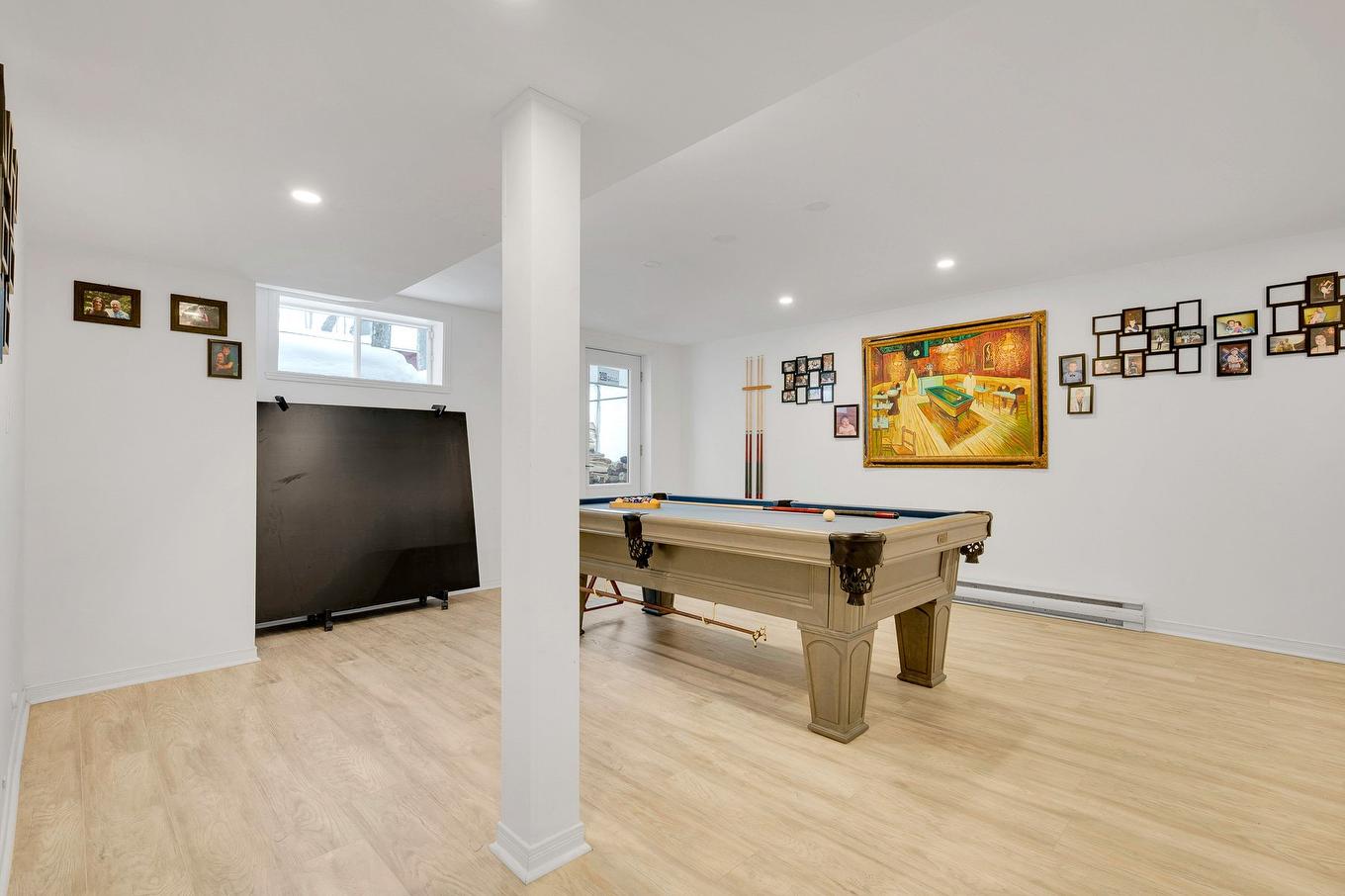 Family room - 1515 Rue Ferland, Prévost, QC - Indoor Photo Showing Other Room