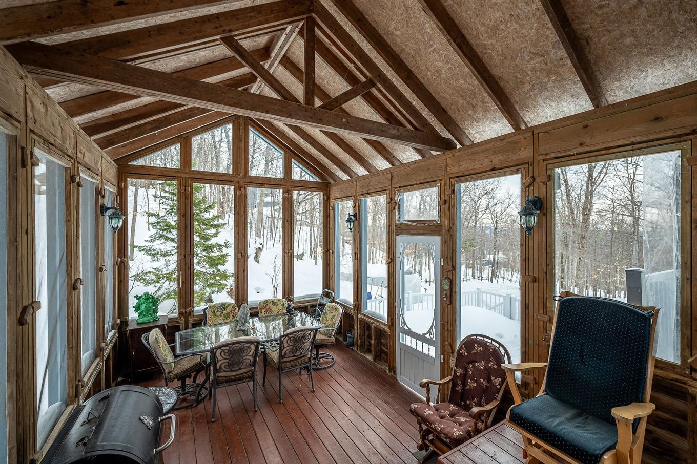 Veranda - 1515 Rue Ferland, Prévost, QC - Indoor