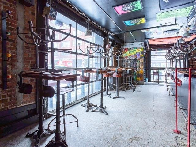 Intérieur - 250 Av. Du Mont-Royal E., Montréal (Le Plateau-Mont-Royal), QC