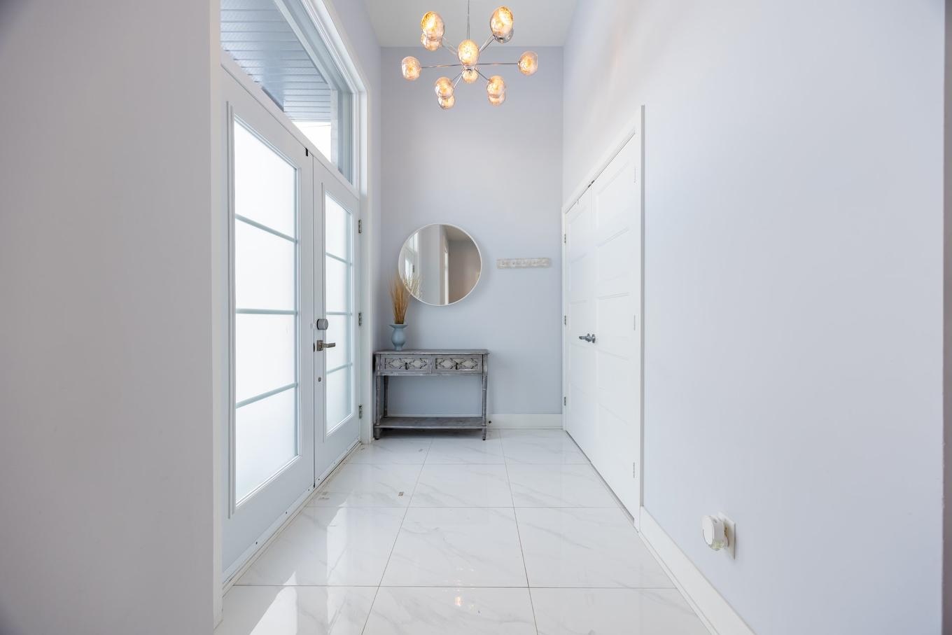 Hall d'entrée/Vestibule - 895 Rue Richelieu, Brossard, QC - Indoor Photo Showing Other Room