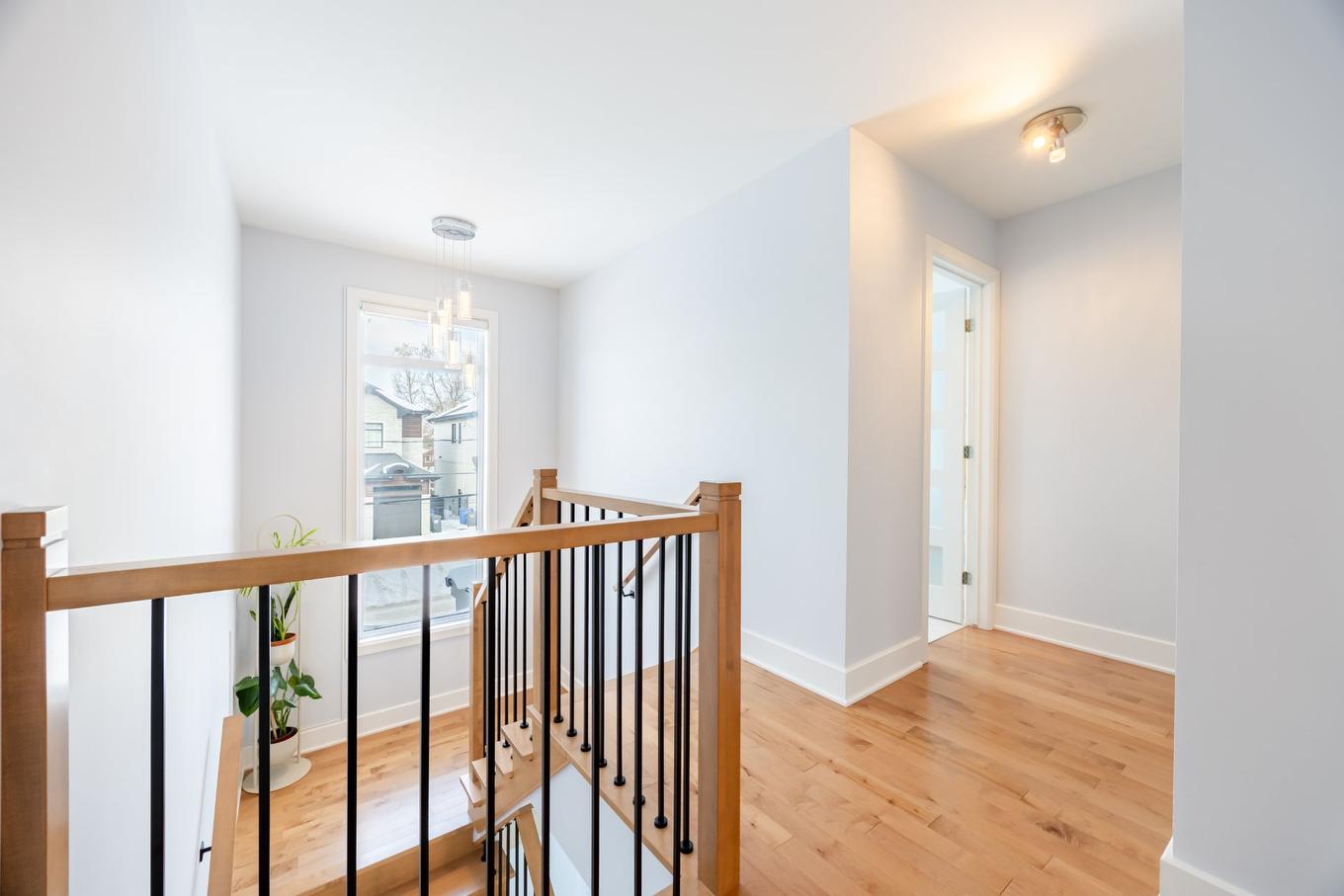 Escalier - 895 Rue Richelieu, Brossard, QC - Indoor Photo Showing Other Room