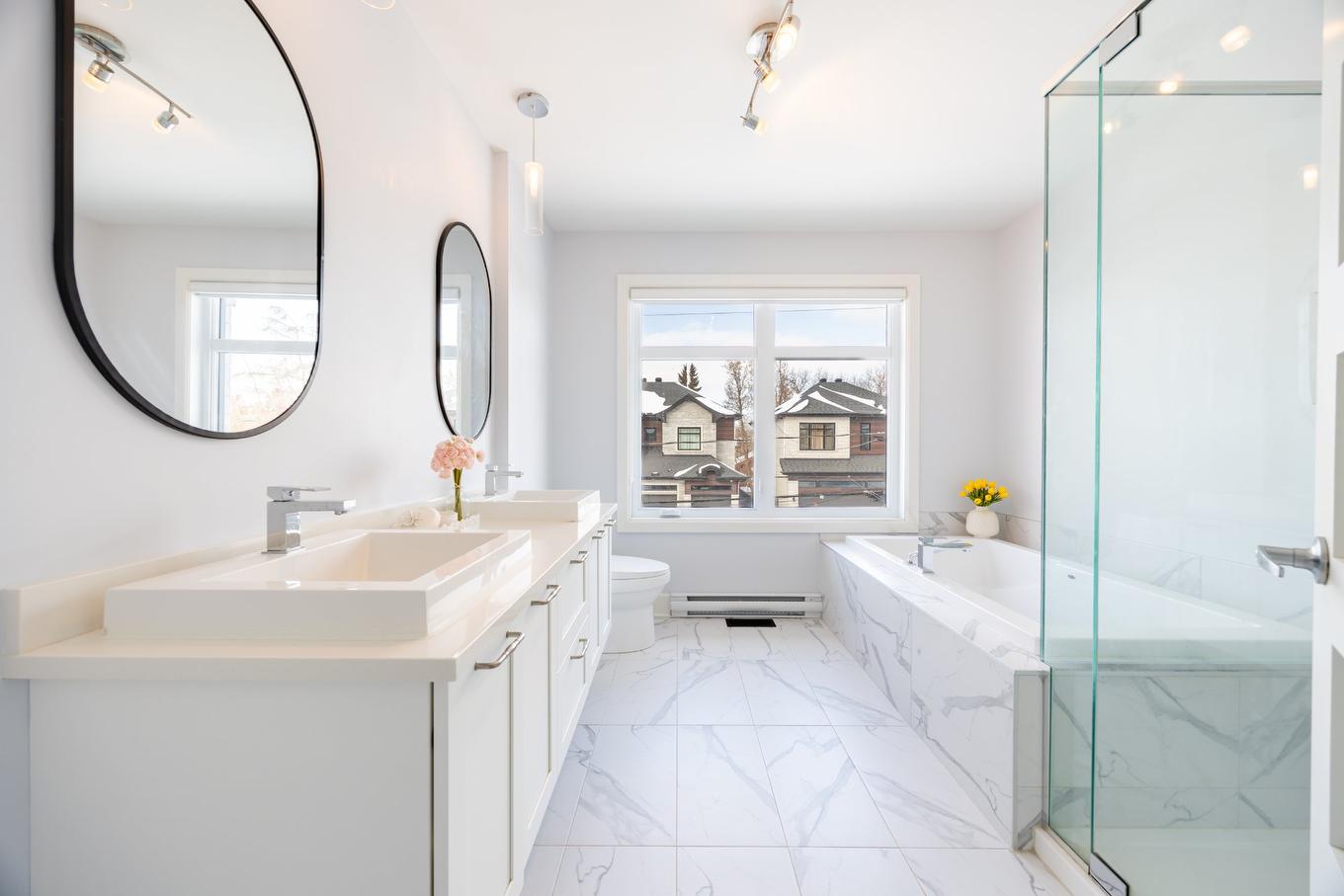 Salle de bains - 895 Rue Richelieu, Brossard, QC - Indoor Photo Showing Bathroom