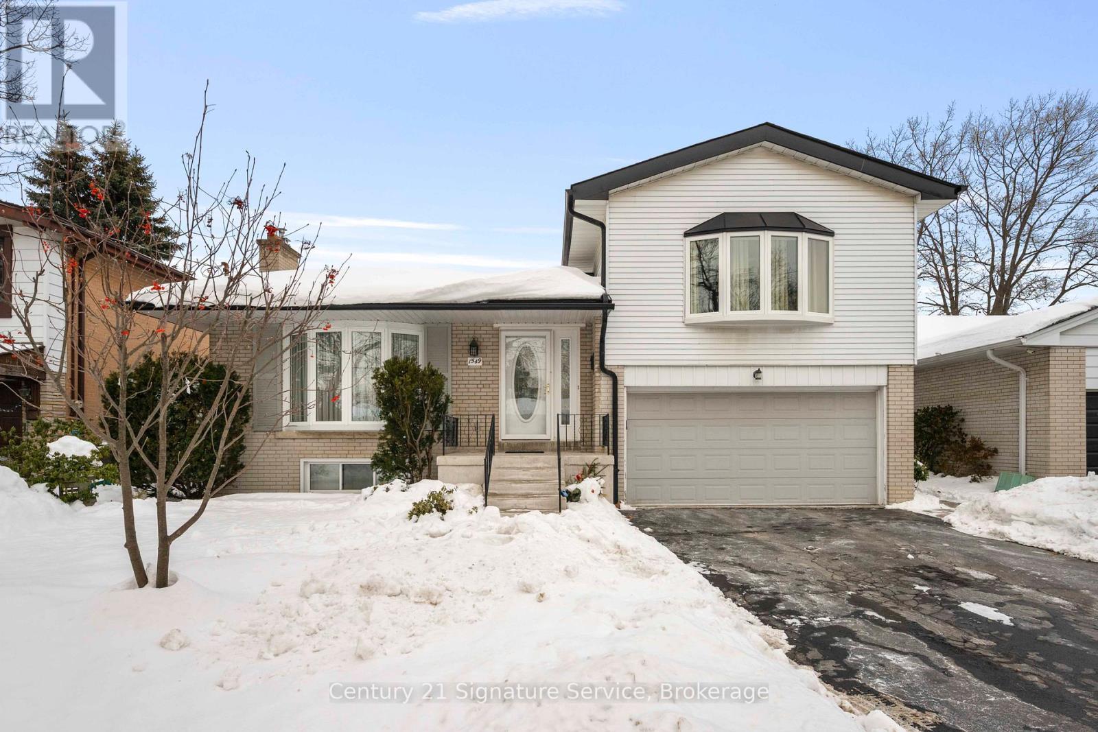 1549 Sherway Drive, Mississauga, ON - Outdoor With Facade