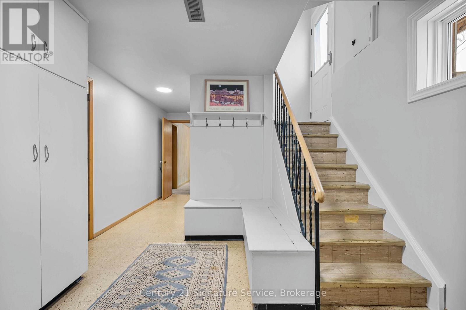 1549 Sherway Drive, Mississauga, ON - Indoor Photo Showing Other Room