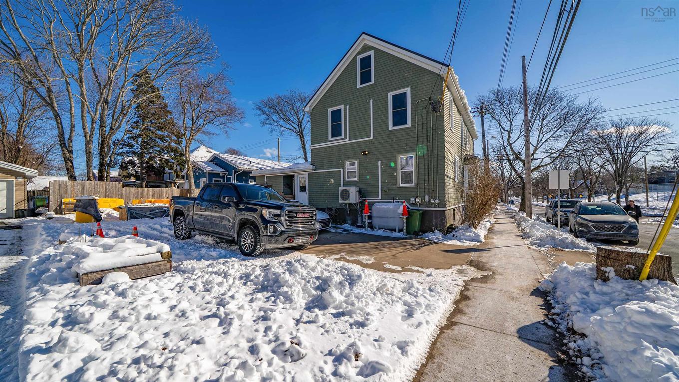 5691 Duffus Street, Halifax, NS