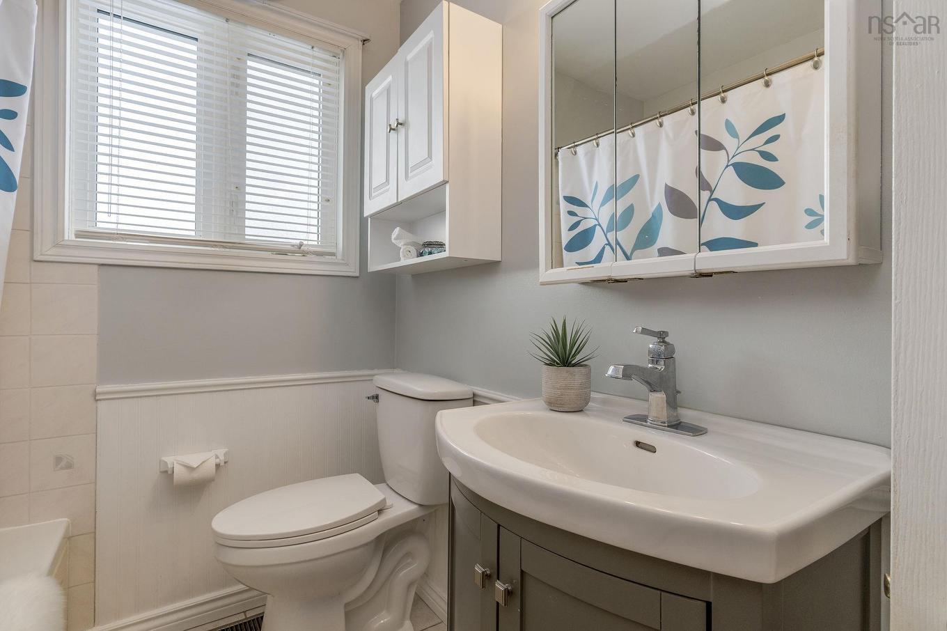 47 Ellenvale Avenue, Dartmouth, NS