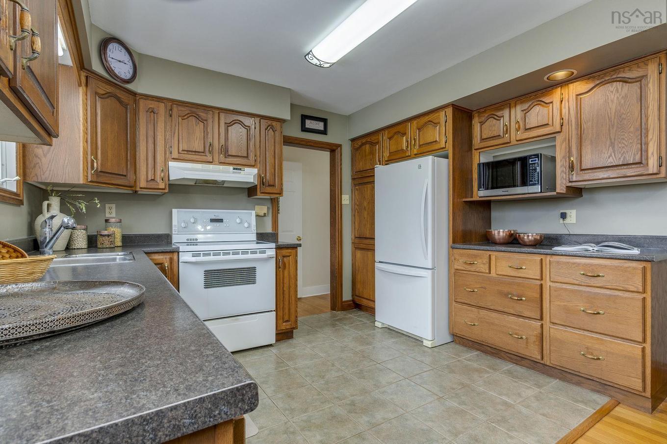 47 Ellenvale Avenue, Dartmouth, NS