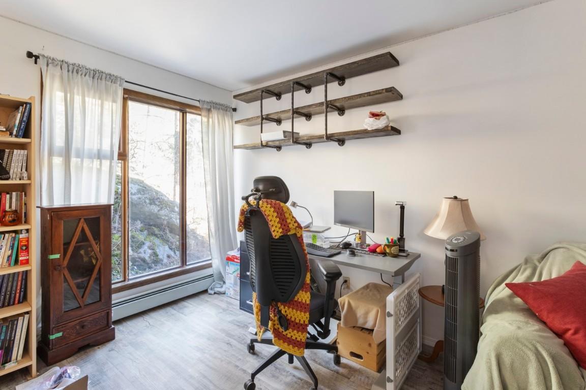 9873 3A Highway, Kuskanook, BC - Indoor Photo Showing Office