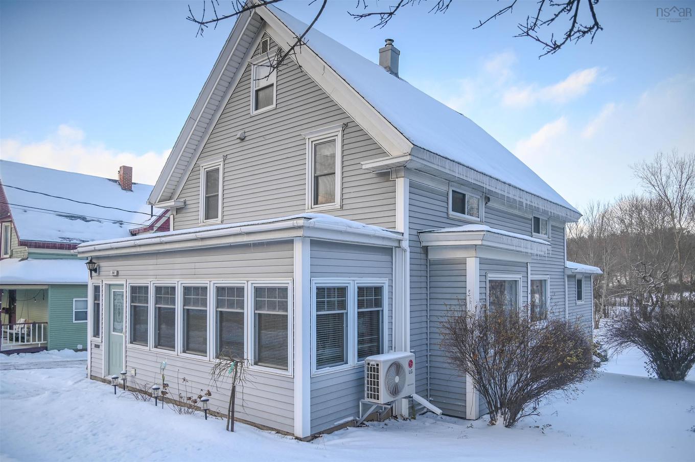 201 Main Street, Kentville, NS