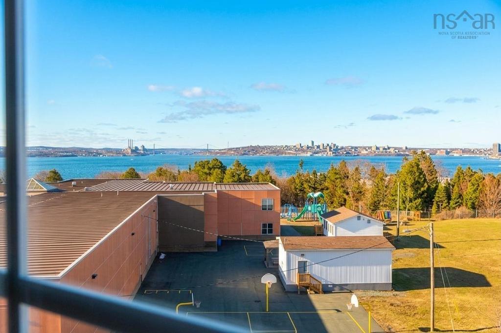 102 Larry Uteck Boulevard, Halifax, NS